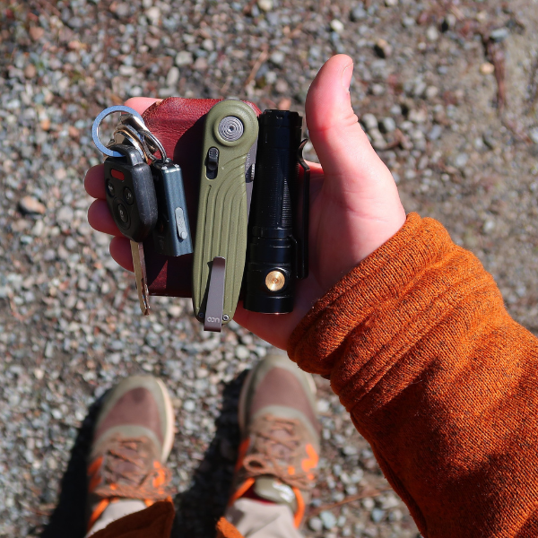 Hannegan™ Crossbar Knife